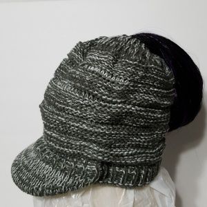 vicver Accessories - Vicver ponytail beanie hat vicver Accessories - Vicver ponytail beanie hat